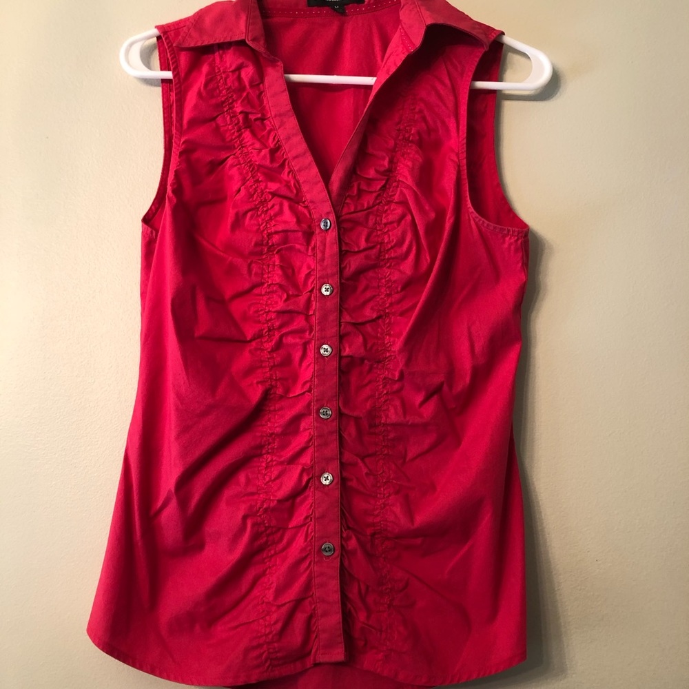 Express design studio sleeveless button down